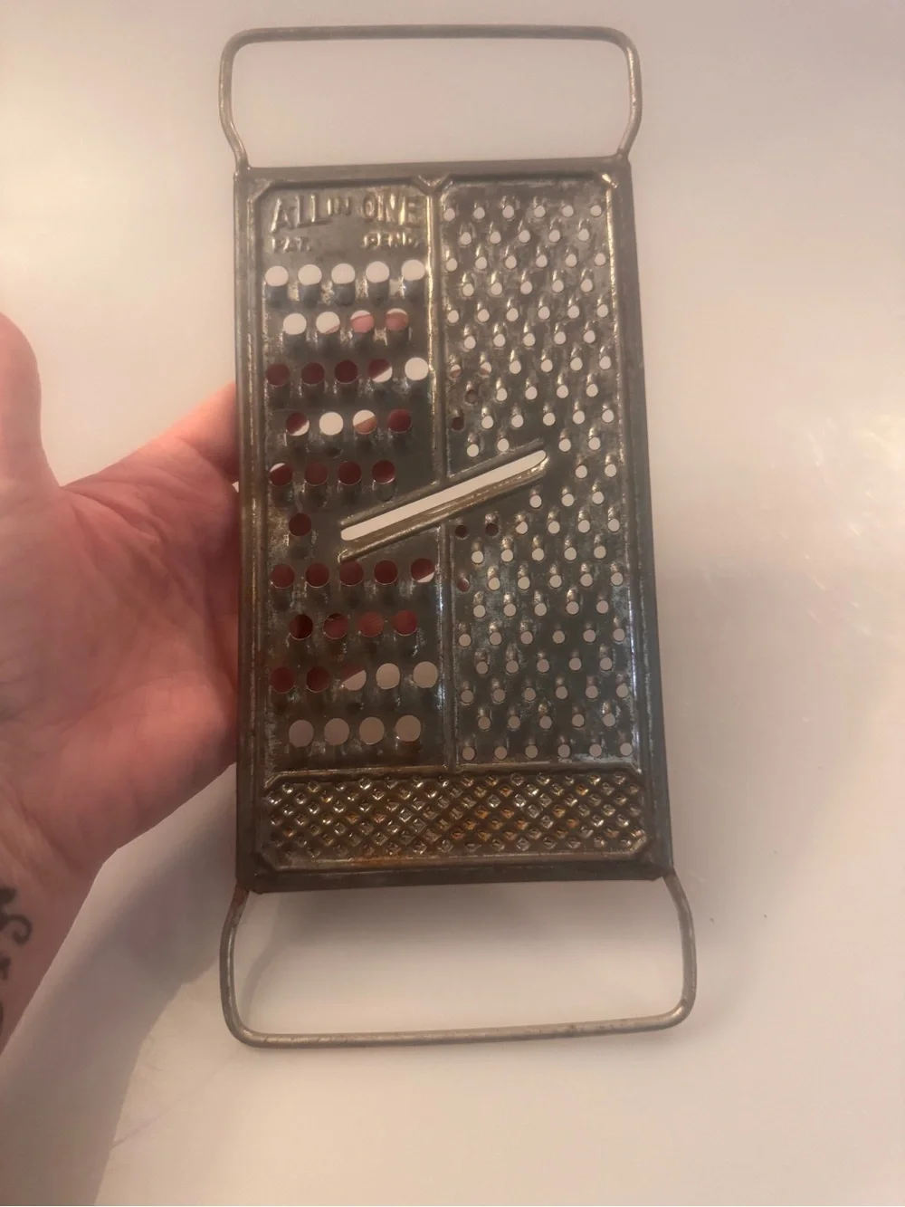 VINTAGE ALL IN ONE PAT PEND Grater/shredder cheese metal rustic kitchen 1950's